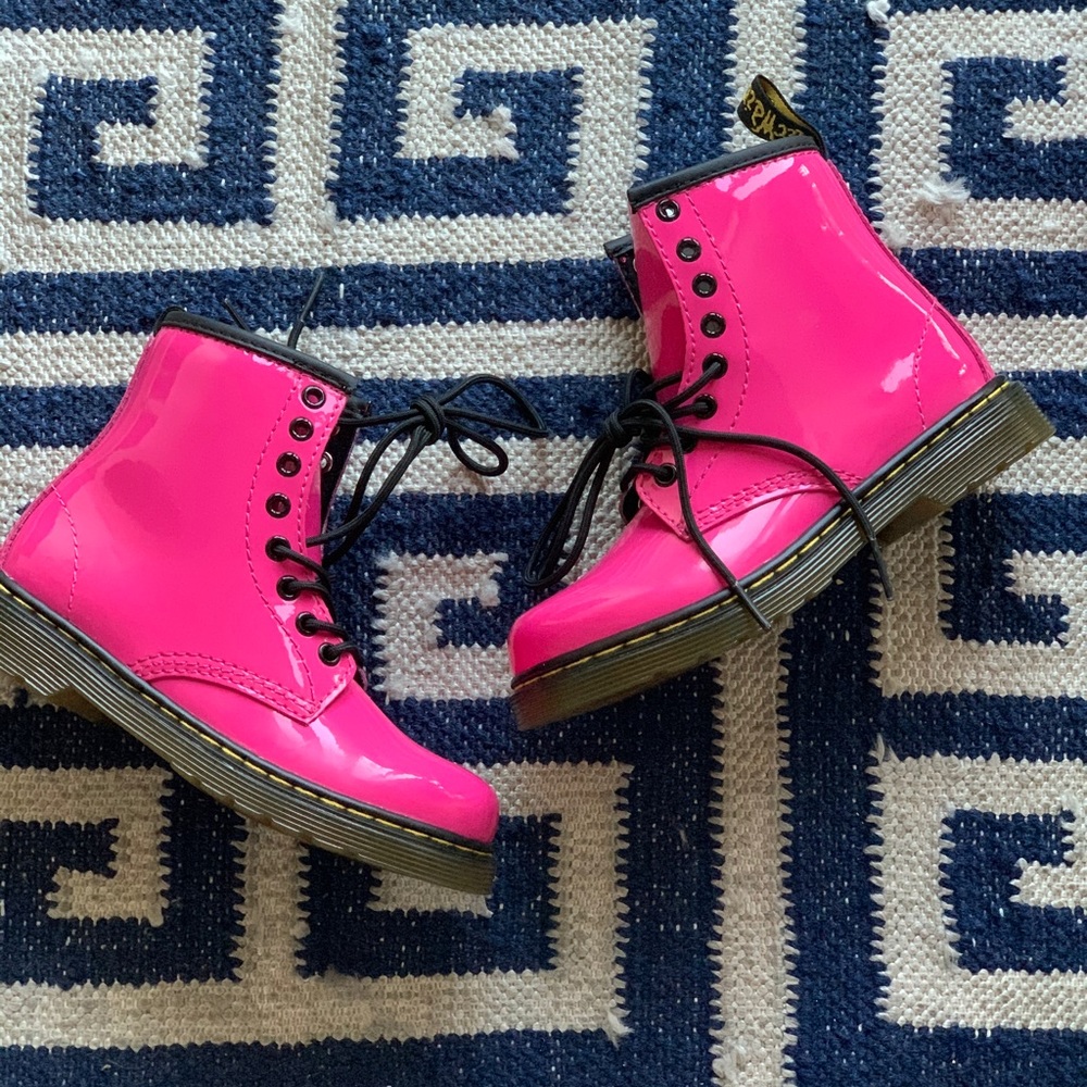 NWT Dr. Martens - Toddler 1460 Delaney Boots